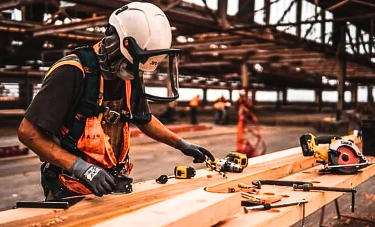 Wat gebeurde er bij de proef met de vierdaagse werkweek in IJsland